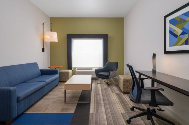 Images Holiday Inn Express & Suites Lakeland South by IHG