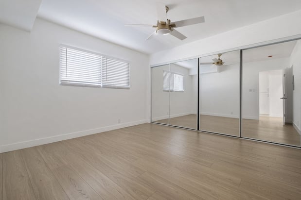 Images Arlington Square Apartments