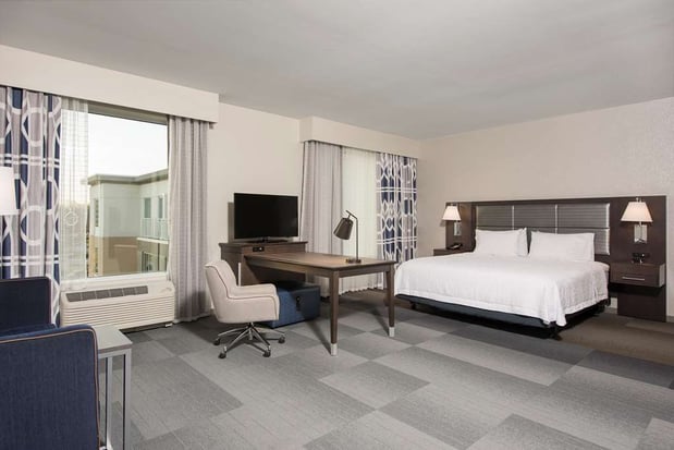 Images Hampton  Inn & Suites Indianapolis-Keystone
