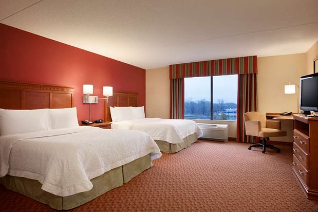 Images Hampton Inn & Suites Hartford/East Hartford