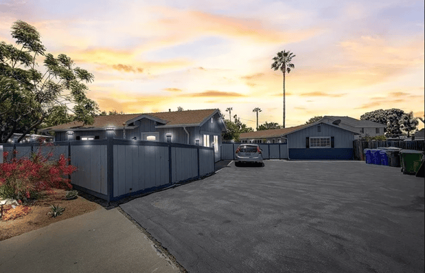 Images Century 21 Affiliated: Thor Sorensen