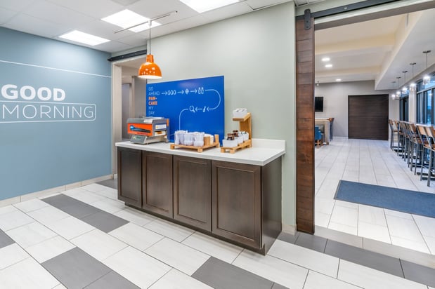 Images Holiday Inn Express & Suites Colorado Springs Afa Northgate by IHG