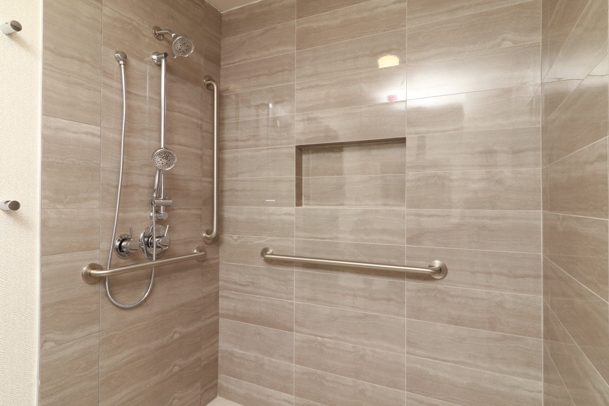 Images Holiday Inn & Suites Monterrey Apodaca Zona Airport by IHG