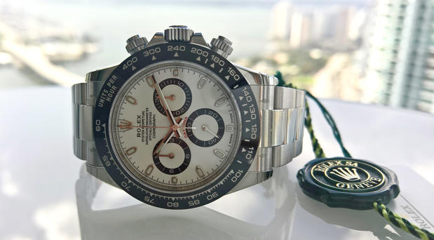 Images SwissLuxury.Com Rolex Watches
