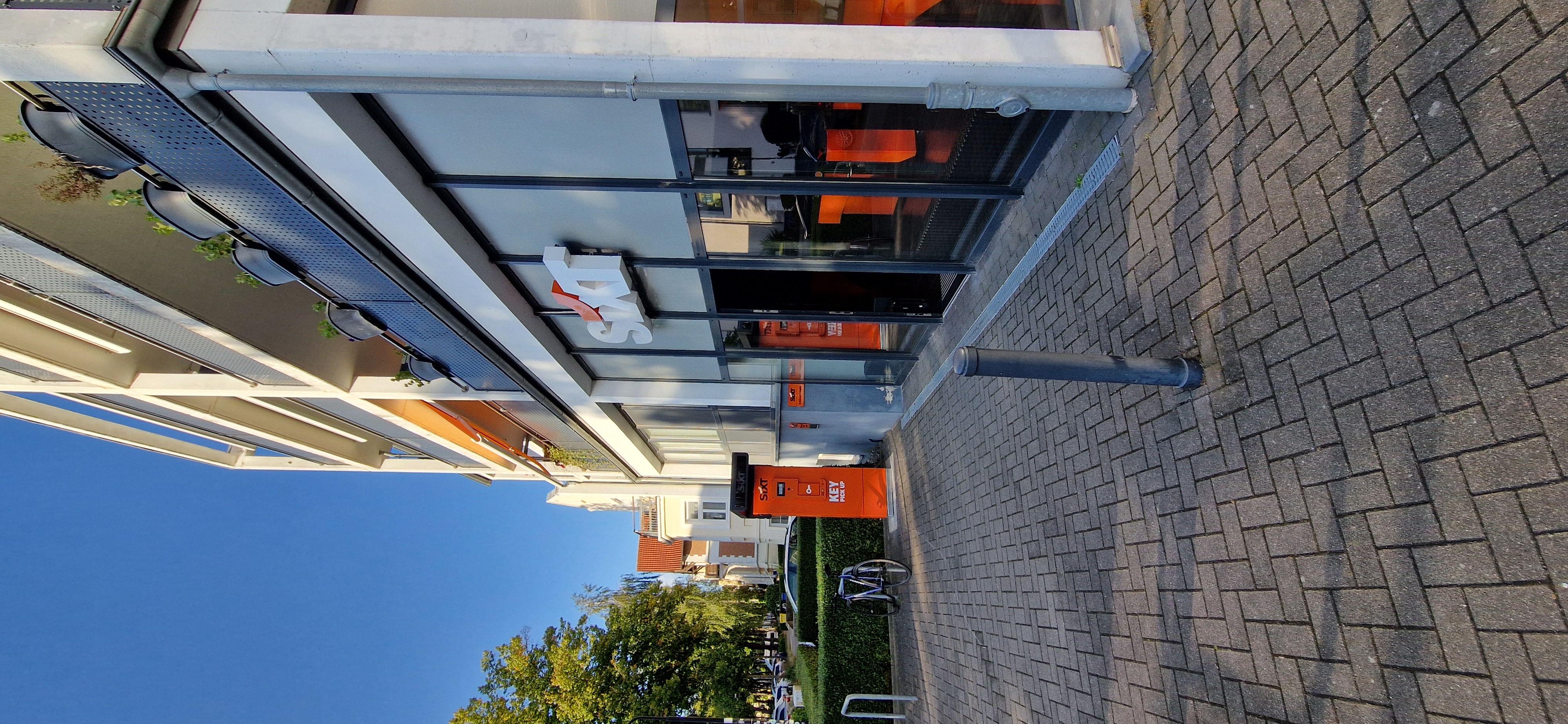 Bild 4 SIXT Autovermietung Rostock Hauptbahnhof in Rostock