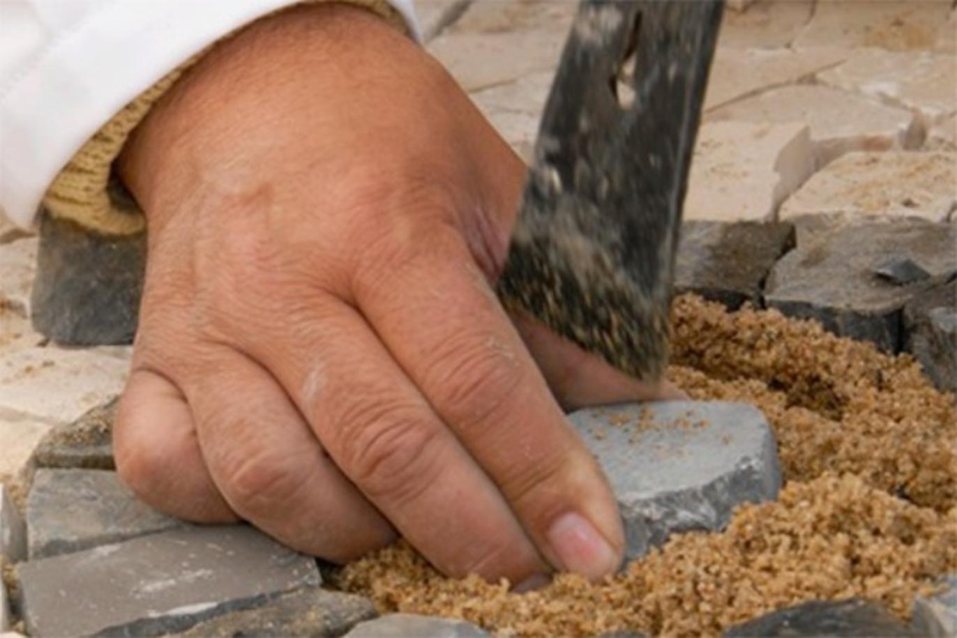 Images Skovby Brolægger & Entreprenørforretning