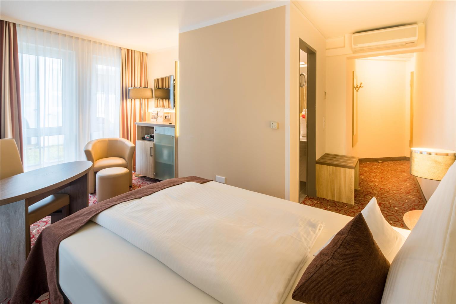 Best Western Plus Parkhotel Erding, Am Bahnhof 3 in Erding