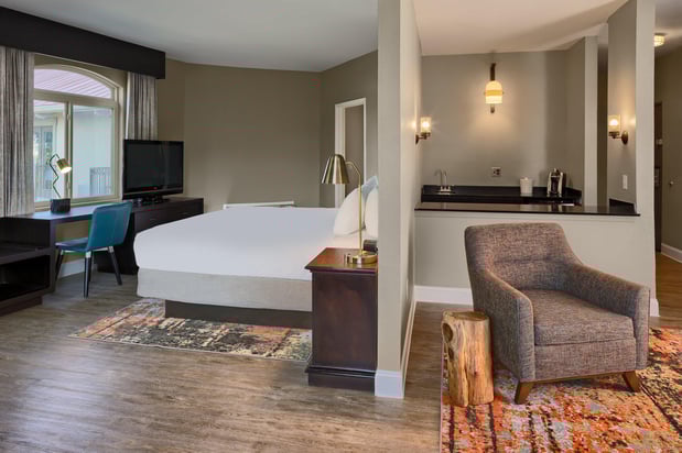 Images Hotel Indigo San Antonio-Riverwalk by IHG