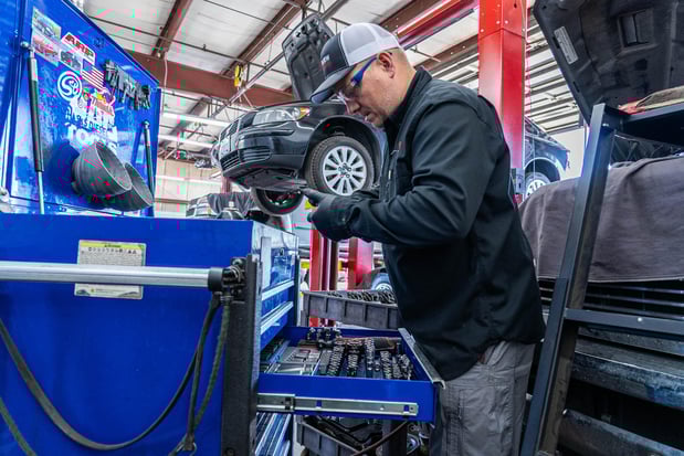 Images Longview Auto and Tire