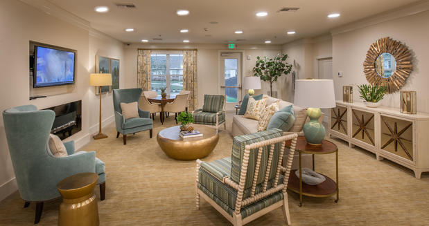 Images Thrive at Green Island