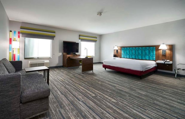 Images Hampton Inn & Suites Salinas