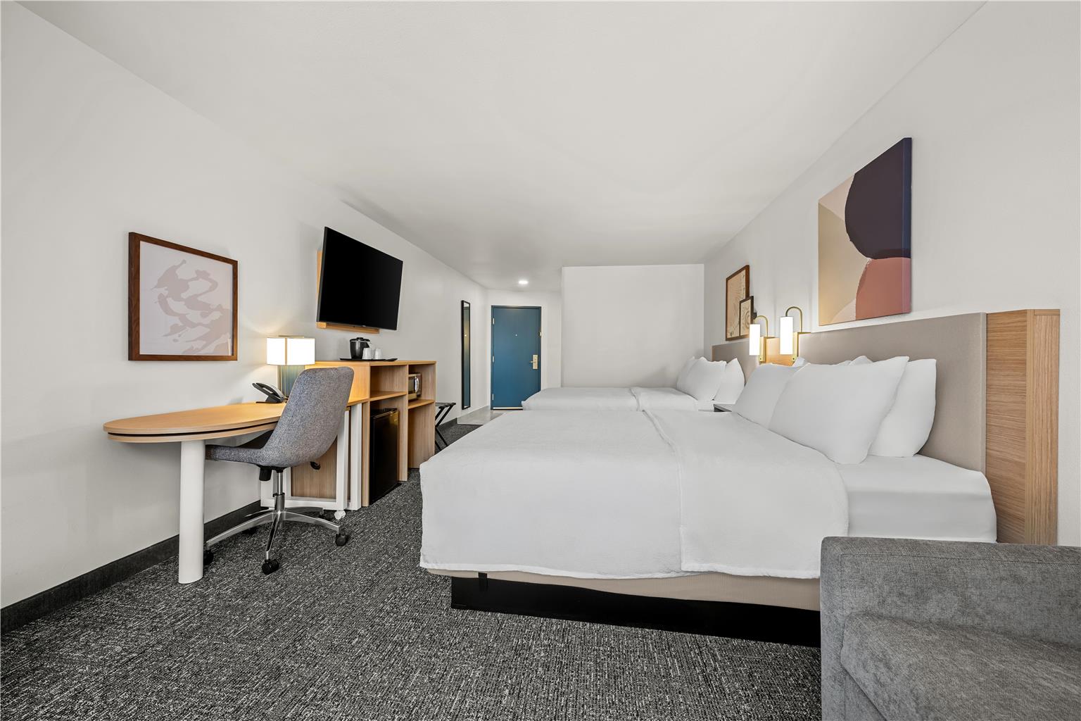 Guest room