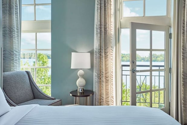 Images The Cotton Sail Hotel Savannah, Tapestry Collection by Hilton