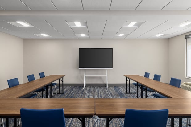 Images Holiday Inn Express Fayetteville - Fort Bragg by IHG