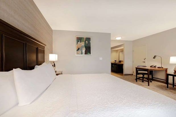 Images Hampton Inn & Suites San Luis Obispo