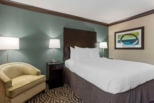 Images Best Western Plus Kingston Hotel and Conference Center