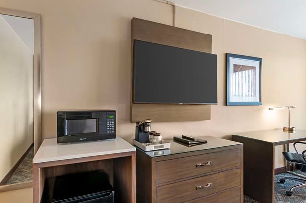 Images Best Western Plus Kansas City Sports Complex Hotel
