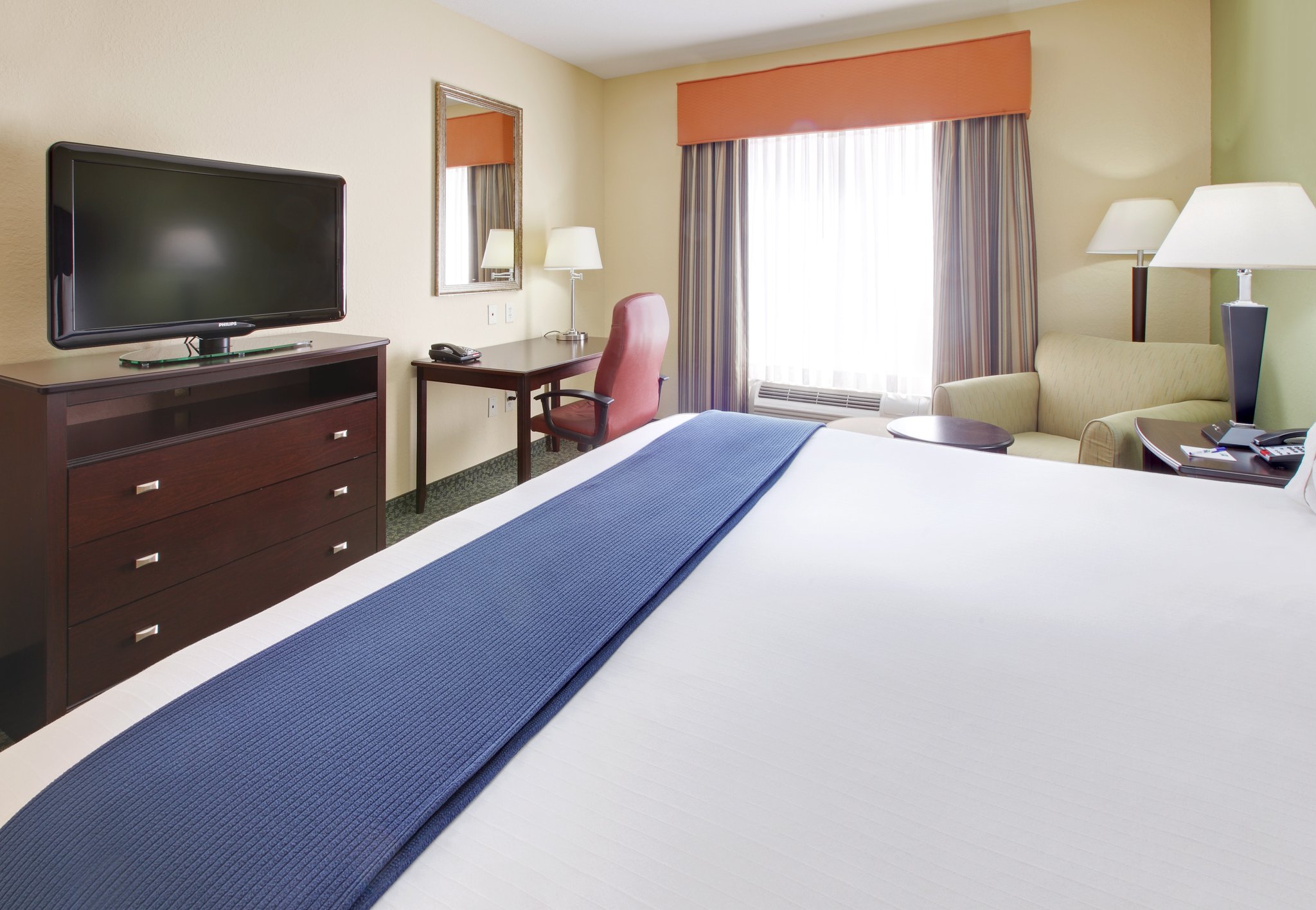 Holiday Inn Express & Suites Covington by IHG Image