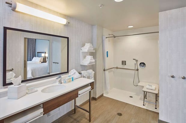 Images Hampton Inn & Suites Sacramento at CSUS