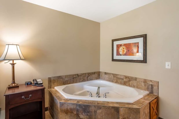 Images Best Western Plus Intercourse Village Inn & Suites