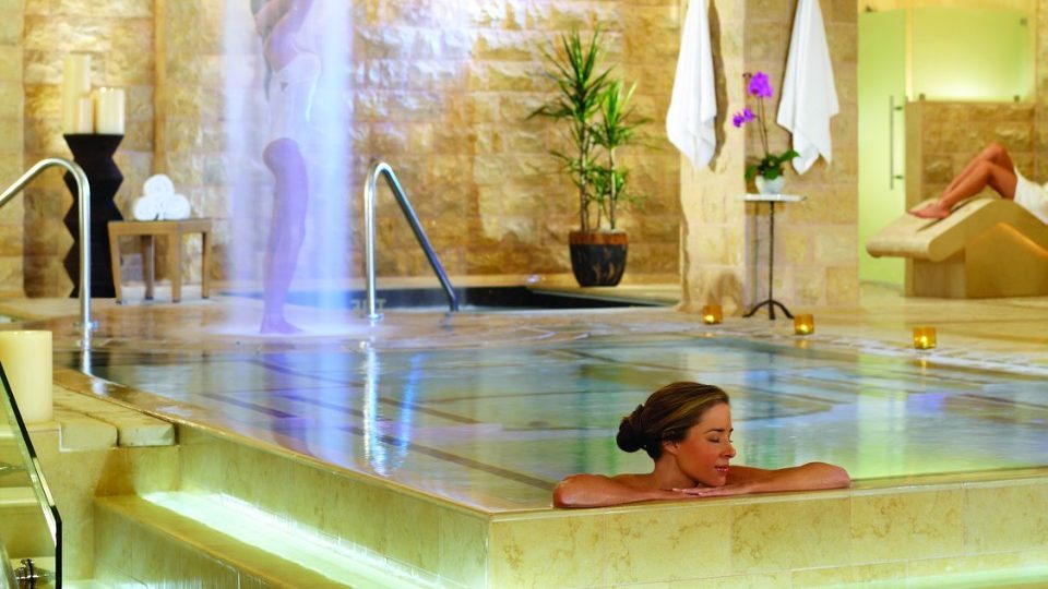 Relax, indulge, and escape at award-winning Las Vegas spas at Caesars Palace.