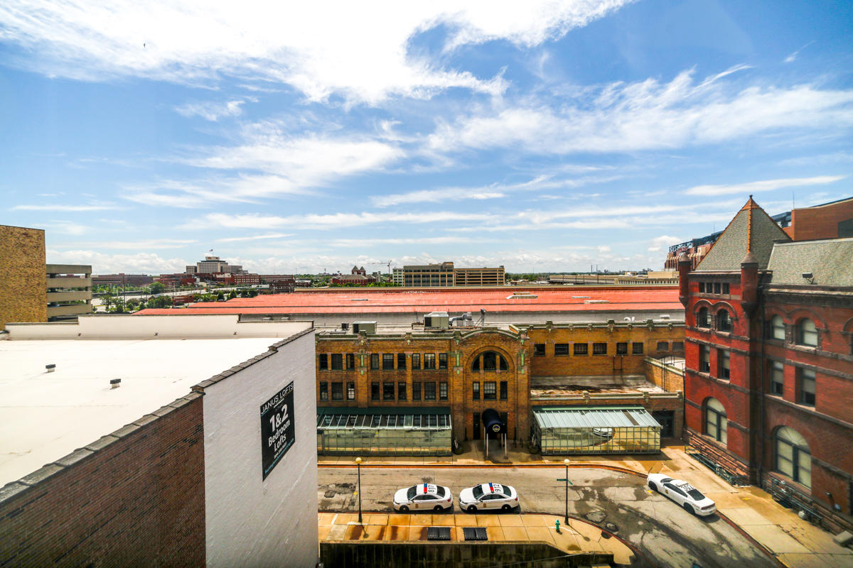 Janus Lofts, Managed by Buckingham Urban Living Photo