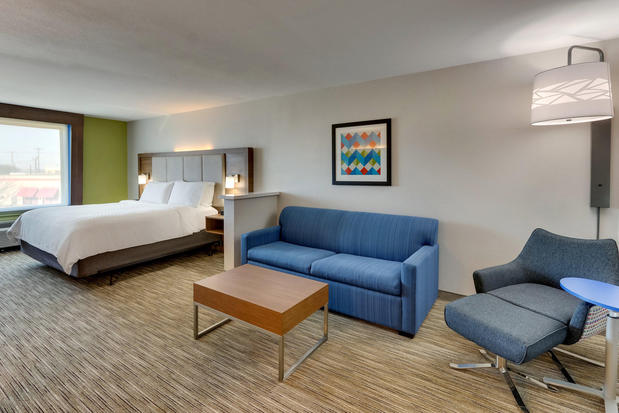 Images Holiday Inn Express & Suites Lake Worth NW Loop 820, an IHG Hotel