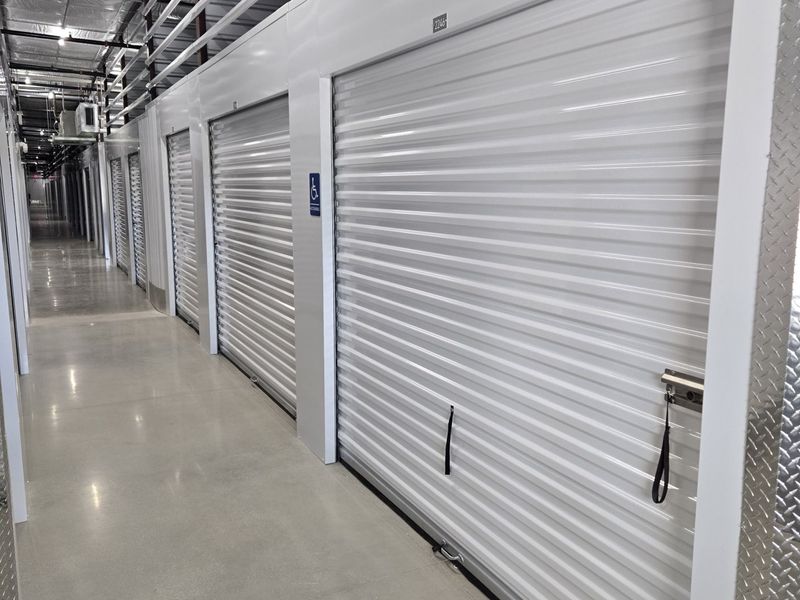 Images Extra Space Storage