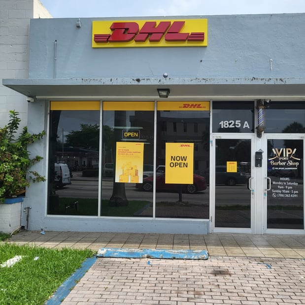 Images DHL Express Service Point North Miami Beach