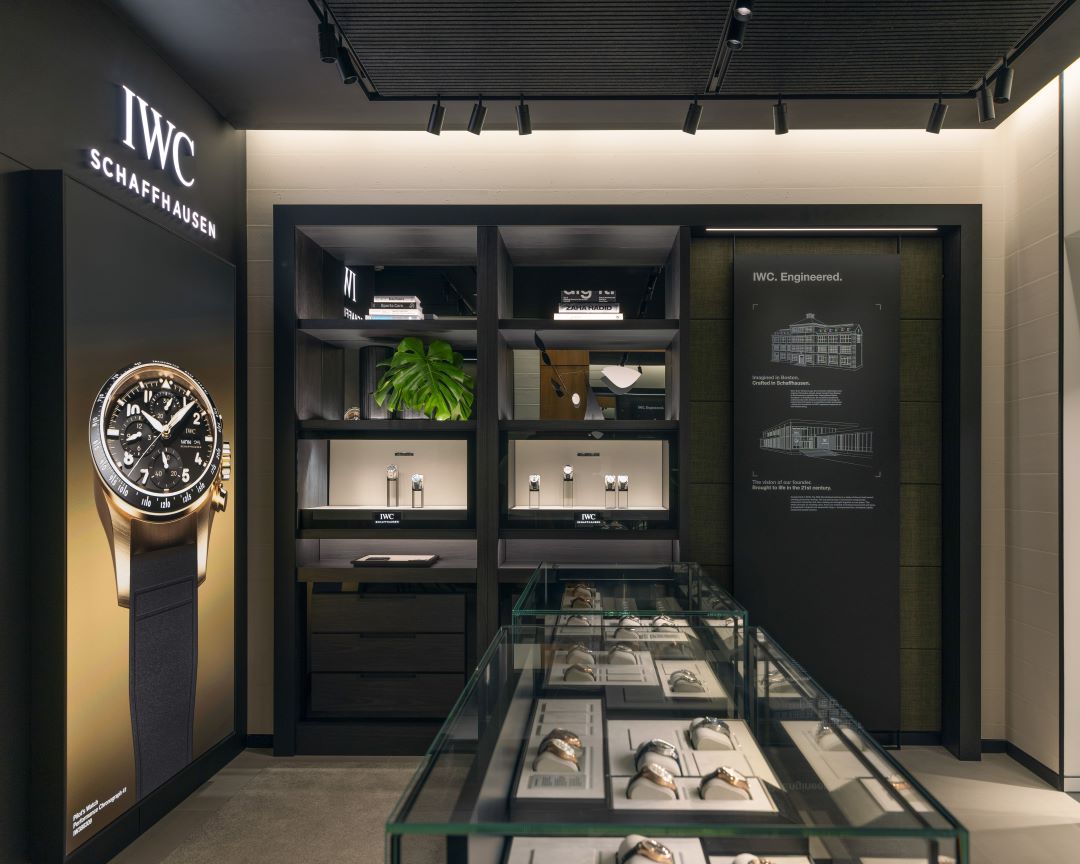IWC Schaffhausen Boutique - Hanoi Metropole