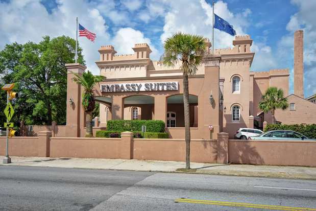 Images Embassy Suites by Hilton Charleston Historic District