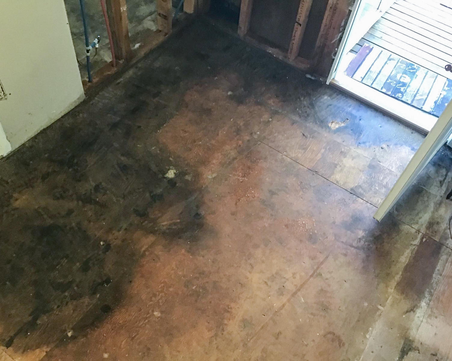 Our SERVPRO of Lacey team  provides the best water damage restoration service available in Yelm, WA, we have the expertise to remediate the problem in no time. Call us at anytime!