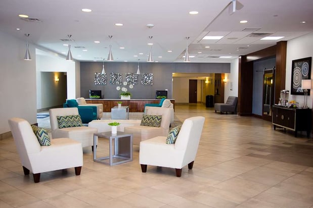 Images DoubleTree by Hilton Omaha Southwest