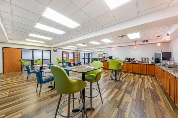 Images Best Western Plus Midwest City Inn & Suites