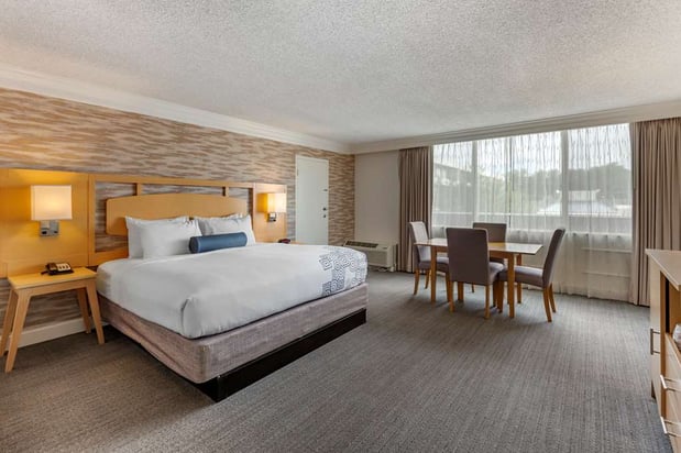 Images Best Western Plus University Inn