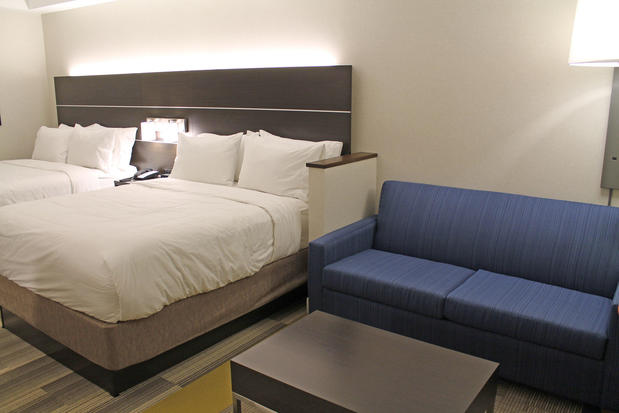 Images Holiday Inn Express & Suites St. Louis South - I-55 by IHG