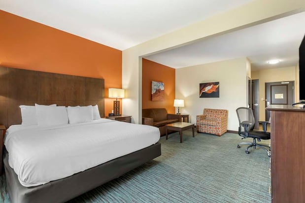 Images Best Western Plus Longhorn Inn & Suites