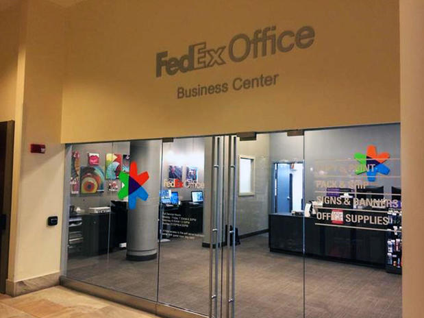 Images FedEx Office Print & Ship Center