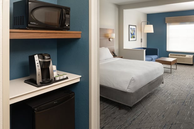 Images Holiday Inn Express & Suites Orlando International Airport by IHG