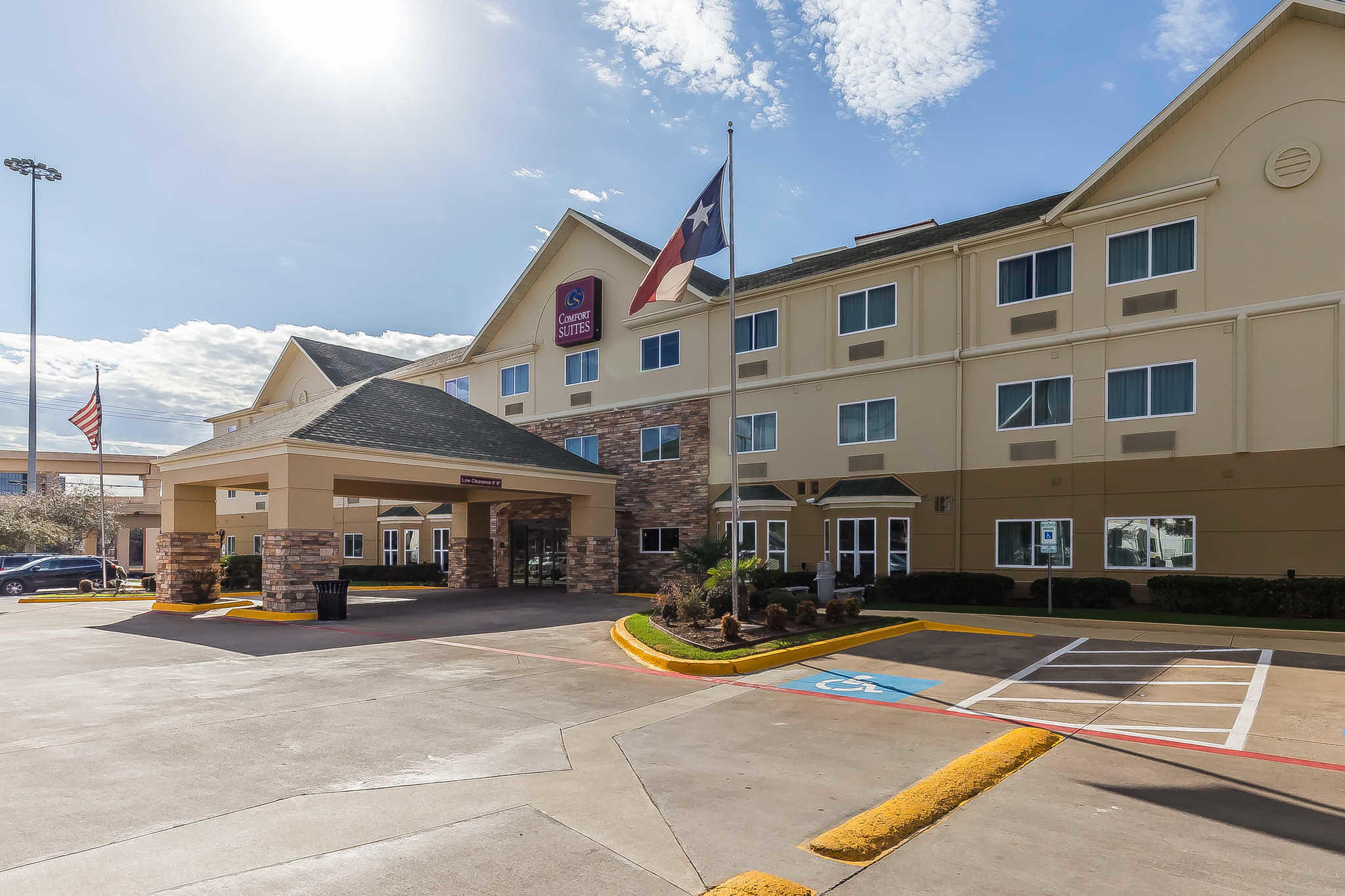 Comfort Suites Dallas Park Central Hotel Dallas Tx Comfort Suites Dallas Park Central Hotel Dallas Tx
