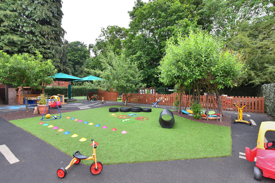 Bright Horizons Phoenix Day Nursery and Preschool Brentwood 03300 572650