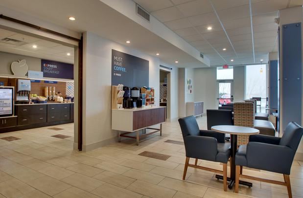 Images Holiday Inn Express & Suites Mt Sterling North by IHG