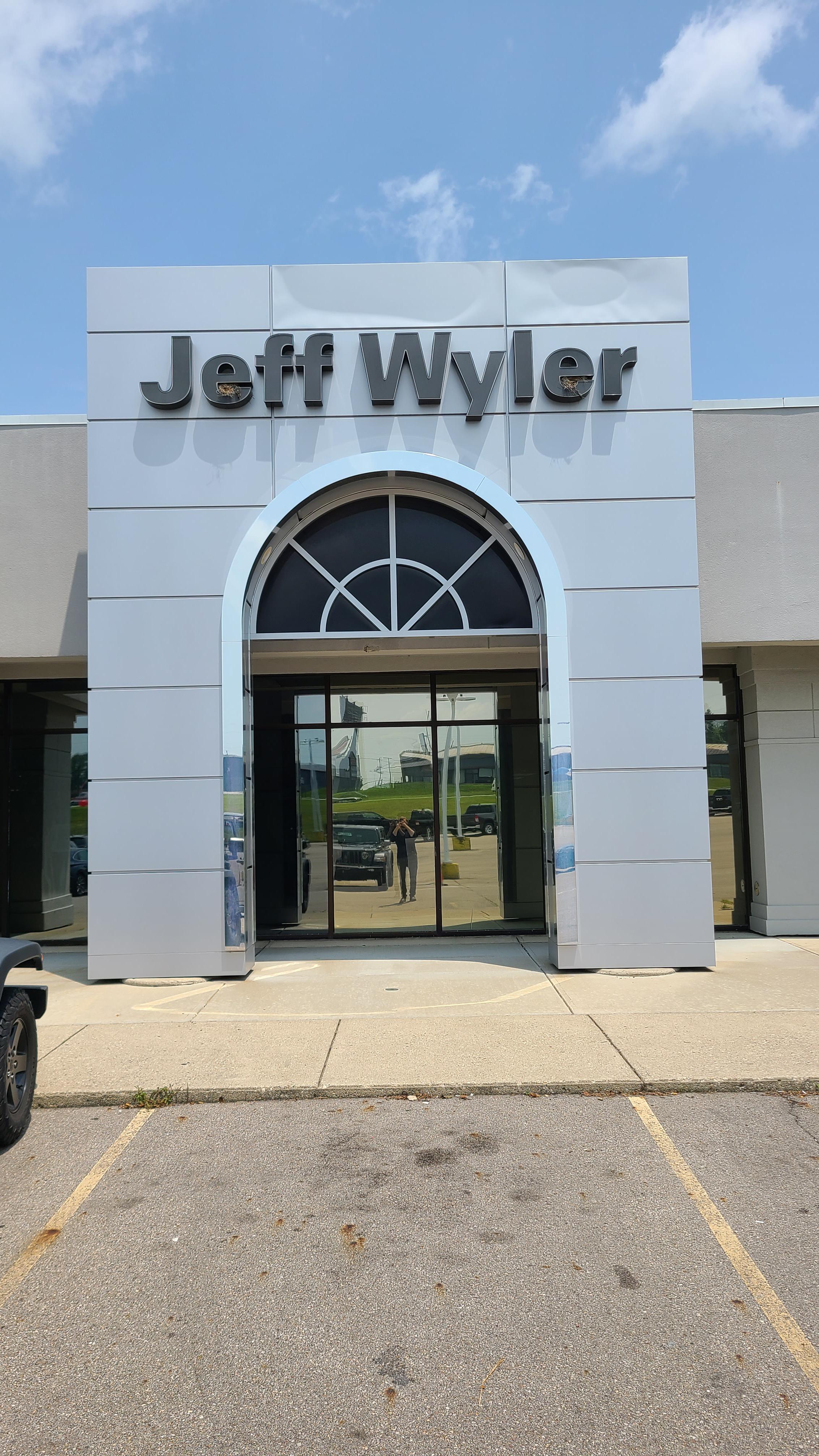 Jeff Wyler Springfield Chrysler Dodge Jeep RAM  - www.jeffwylerspringfielddodge.com - Call 937-325-4601