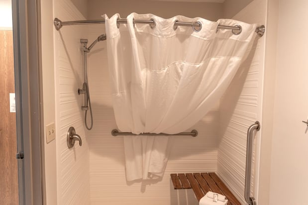 Images Holiday Inn Express & Suites Torrington by IHG