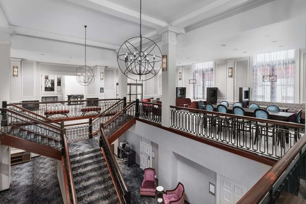 Images Hampton Inn & Suites Baltimore Inner Harbor