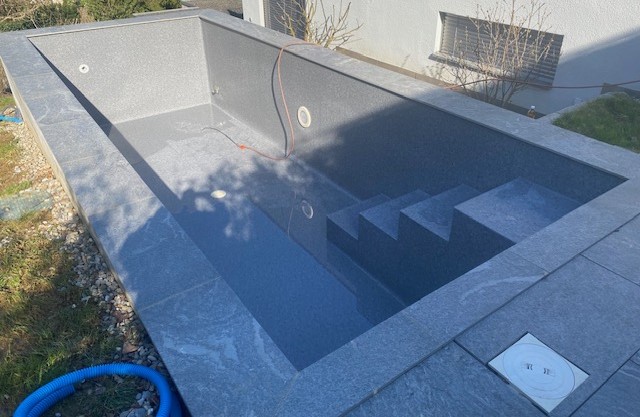 Bilder AZOTEA Schwimmbadbau & Poolbau Basel