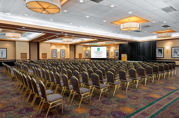 Images Embassy Suites by Hilton Kansas City International Airport