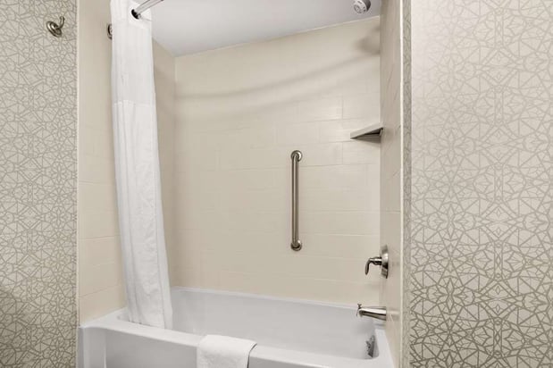 Images Hampton Inn & Suites Fairbanks