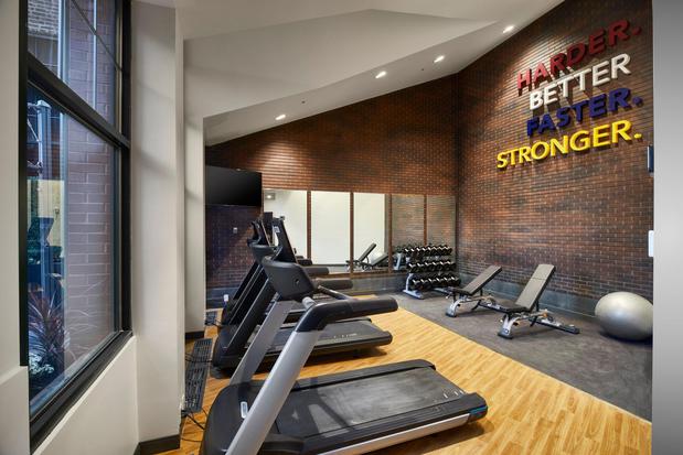 Images Hotel Indigo Cleveland Downtown by IHG