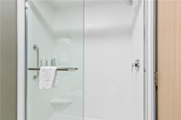 Images Spark by Hilton Traverse City